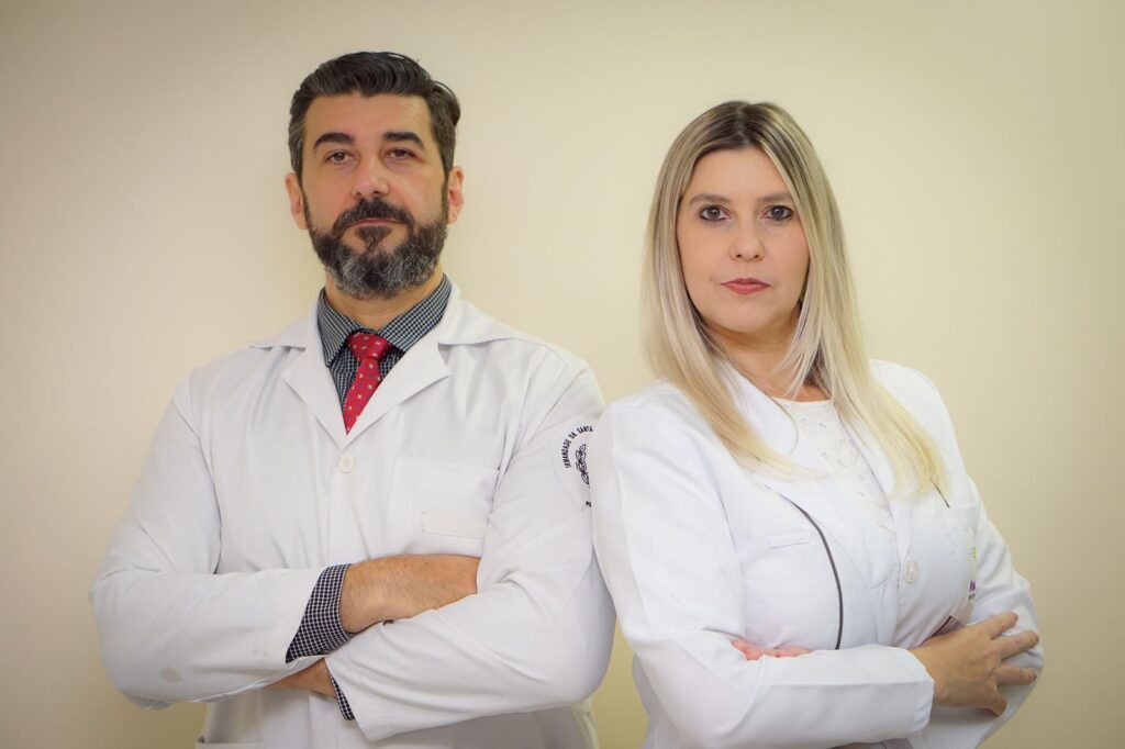 Professores Robson e Veruska